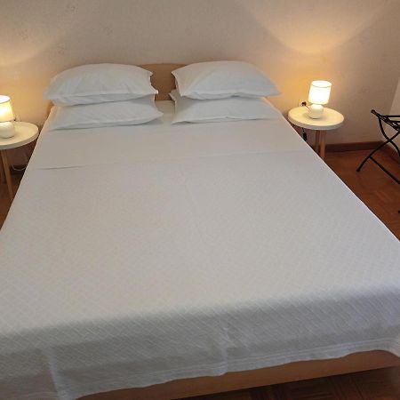 Apartments Leo 罗维尼 外观 照片